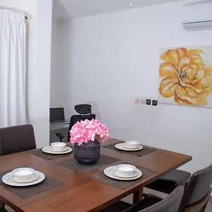 Luxury Suites Chester One Dakar